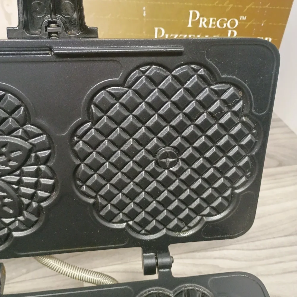 VillaWare Prego Pizzelle Baker Series 2 Maker 3600-NS Italian Cookies